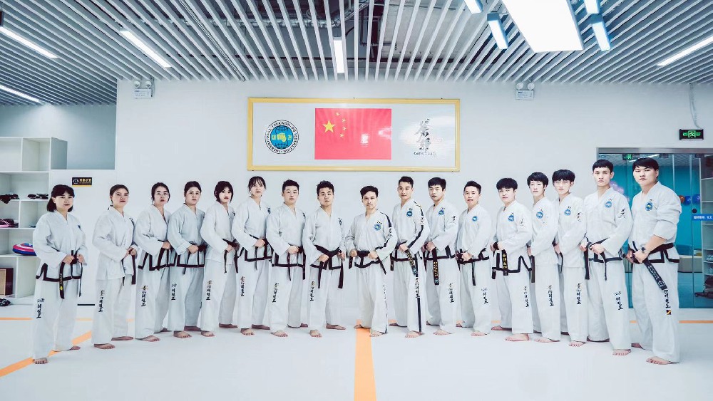 教练组