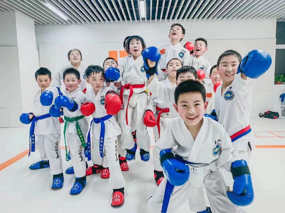 青少年班